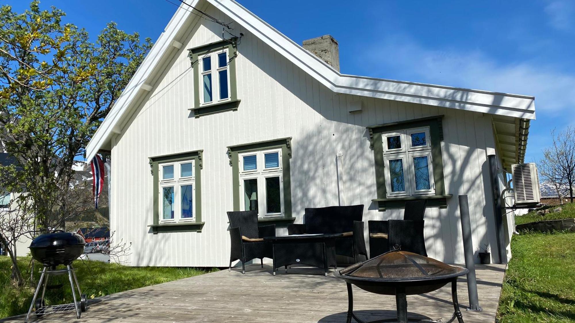Nordlandshuset "Lottebakken", Ballstad In Lofoten エクステリア 写真